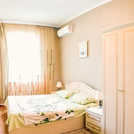 2 Спальни На Дерибасовской Apartment *